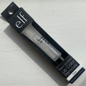 ⭐️ ELF Kiss It Goodbye Lip Color Remover - Clear
